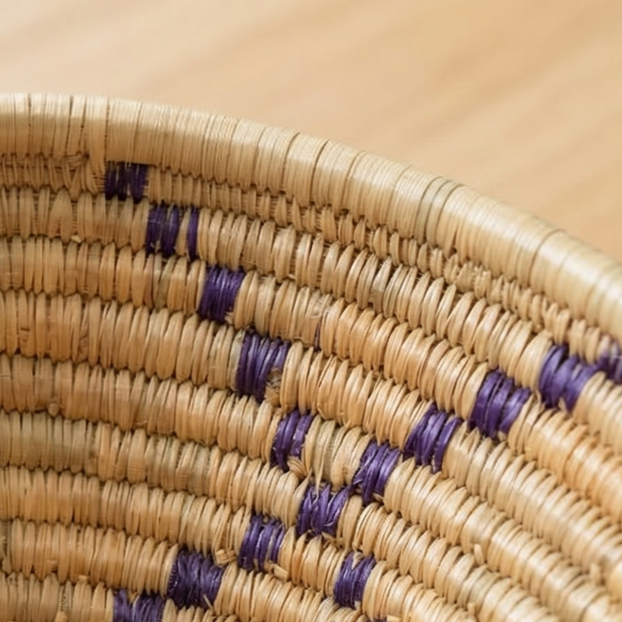 Cesta burundesa pequeña